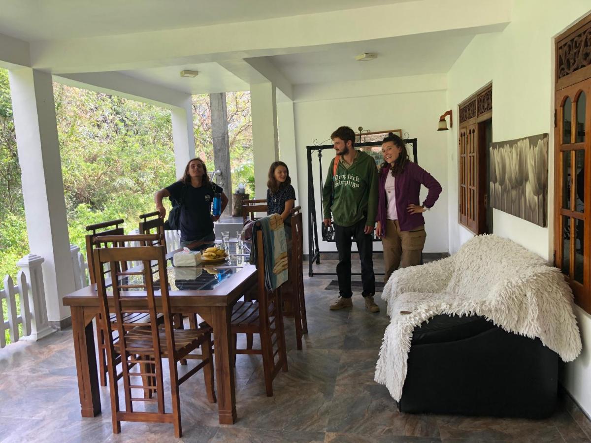 Hamadhi Guest Hotel Haldummulla ภายนอก รูปภาพ